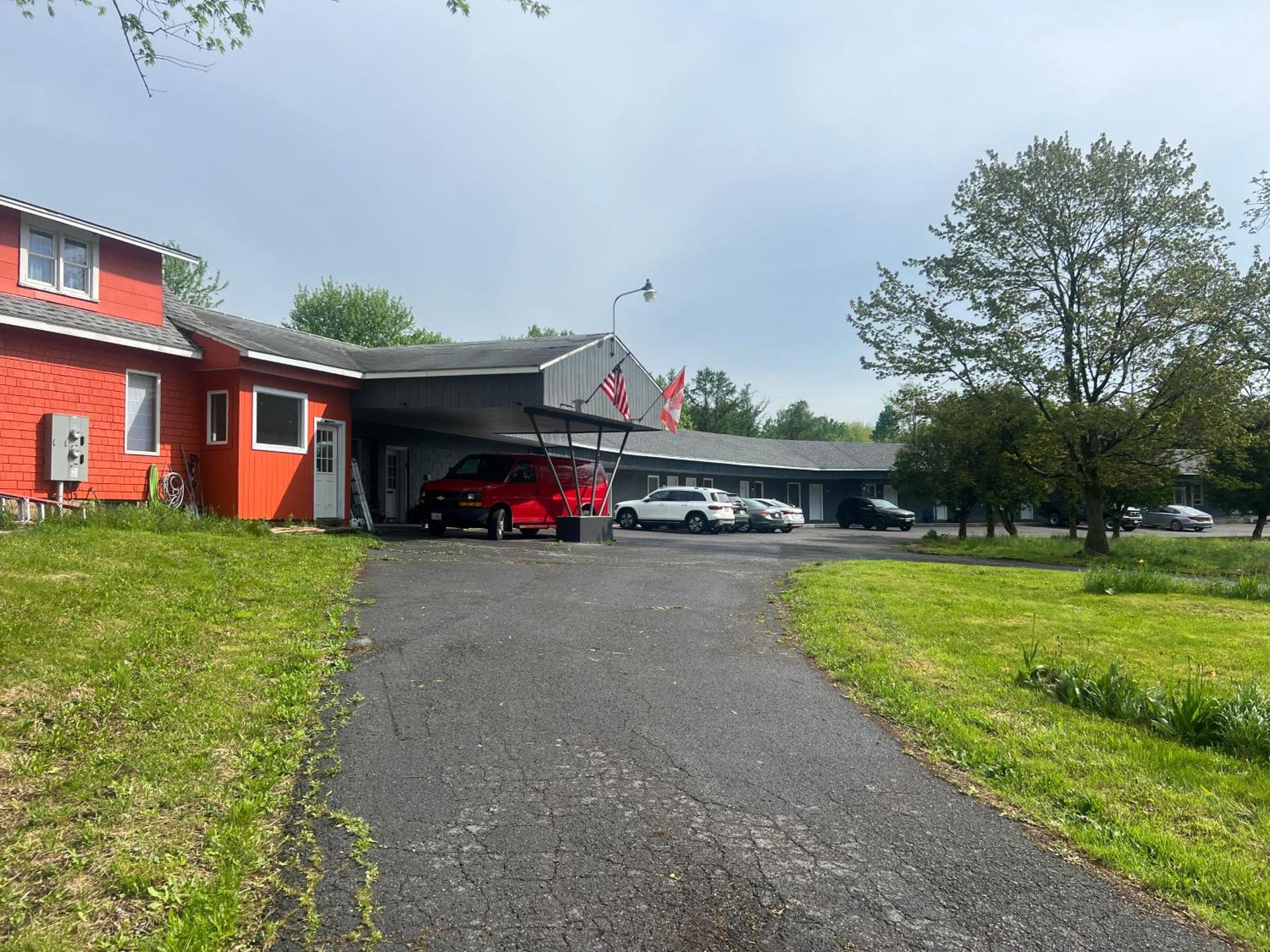 Nest Inn Watertown Eksteriør bilde